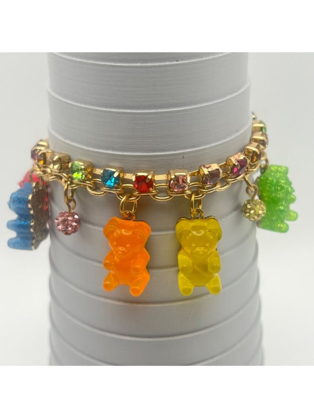 Betsey Johnson Rainbow Gummy Bear Charm Bracelet Rhinestones 8" Gold-Tone NWOT - Picture 10 of 14